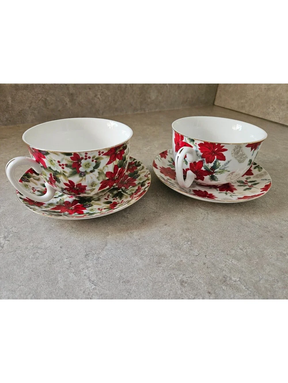 Grace’s Teaware Tea Set of 2 Cups & Saucers (Large) with Poinsettias